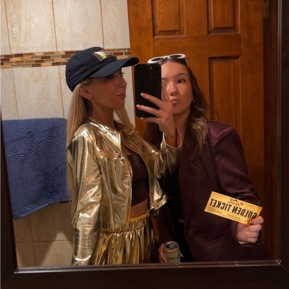 Cropped Gold Jacket - Picture 10 of 14